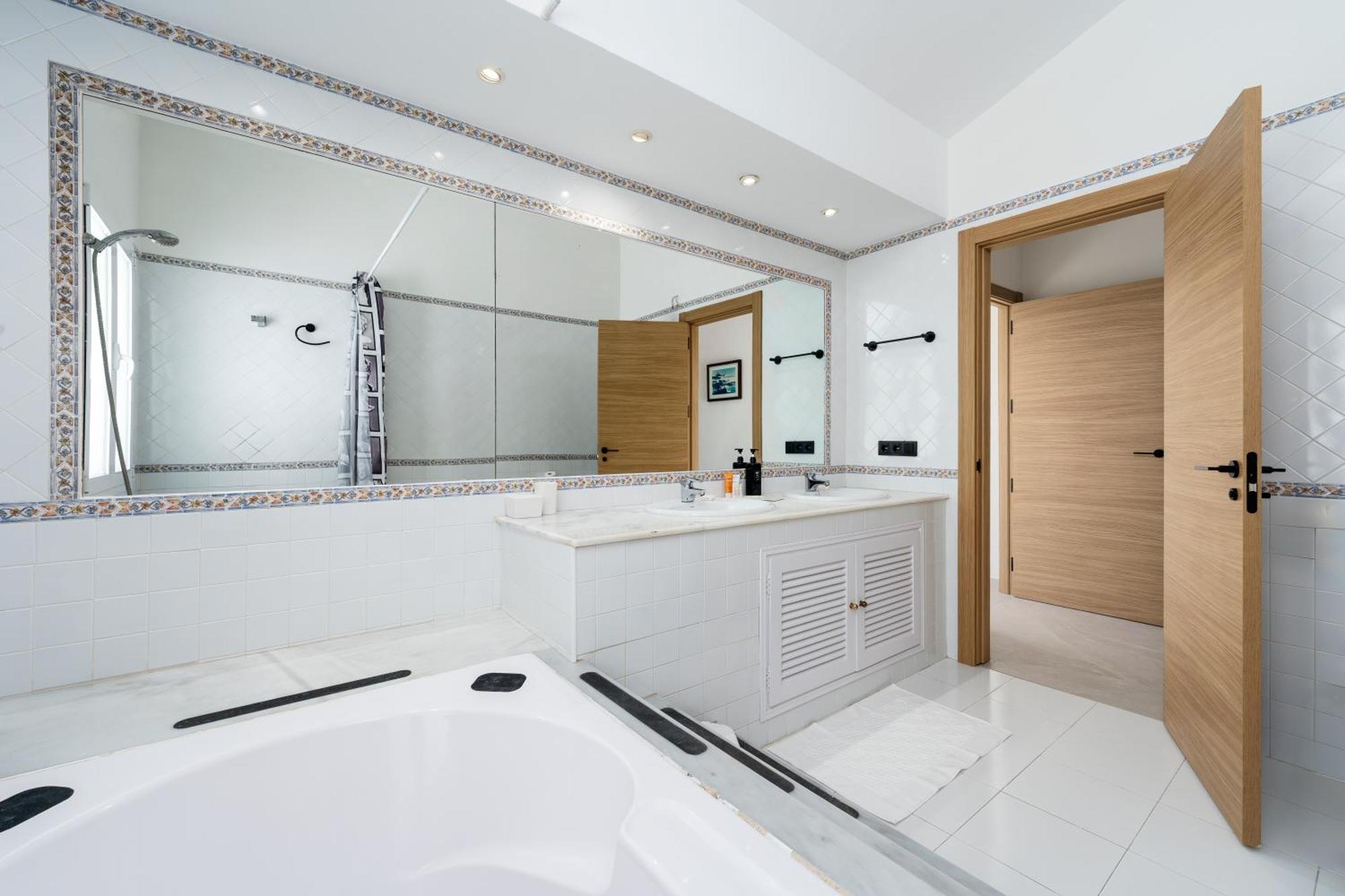 243-Fully Renovated-Puerto Banus Marbella Front Line Penthouse Apartment Luaran gambar