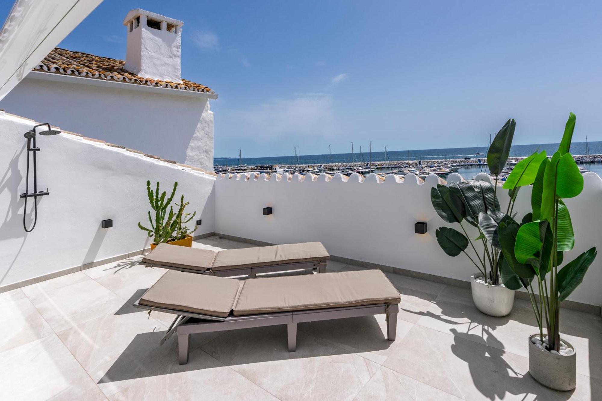 243-Fully Renovated-Puerto Banus Marbella Front Line Penthouse Apartment Luaran gambar