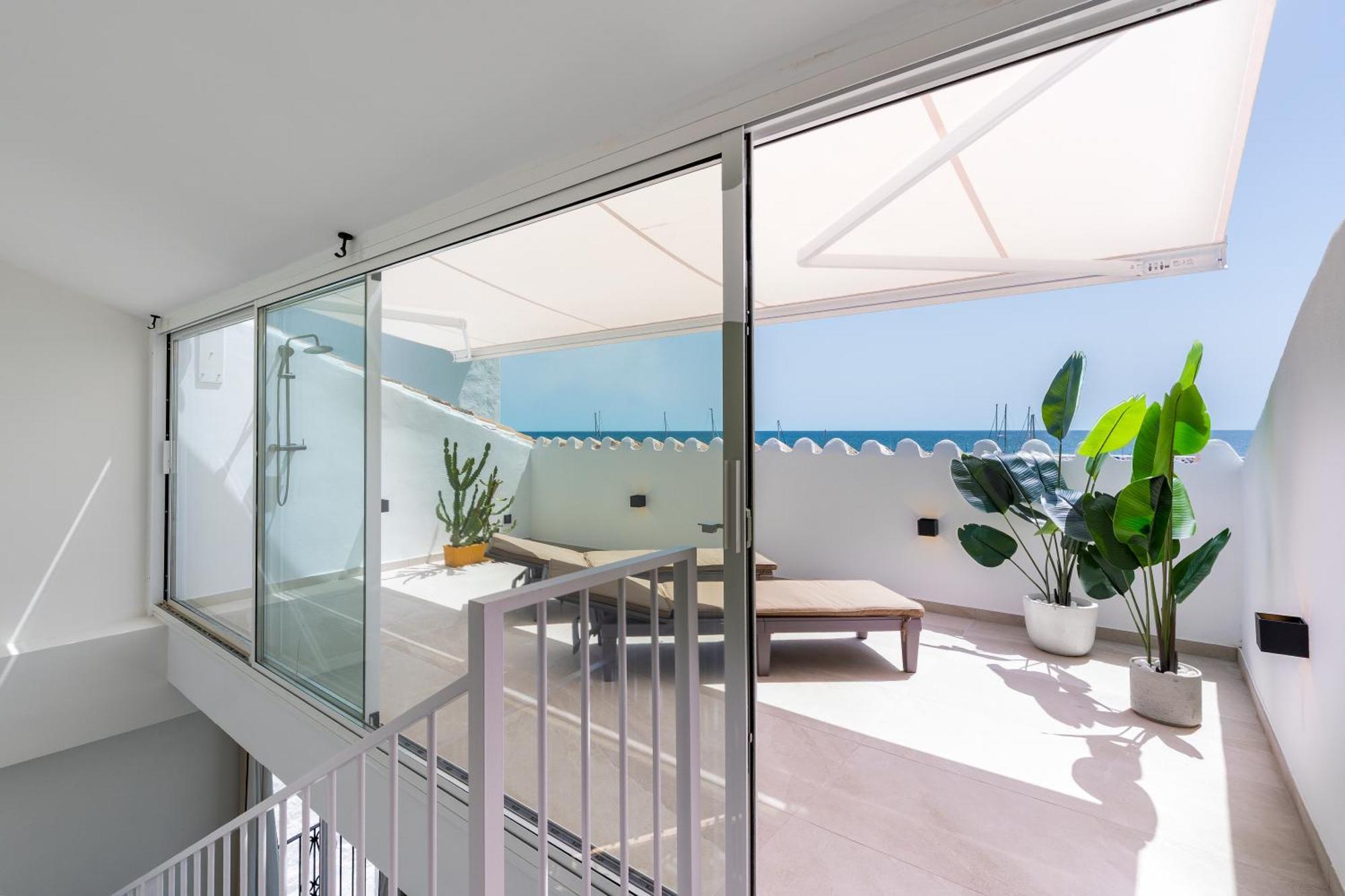 243-Fully Renovated-Puerto Banus Marbella Front Line Penthouse Apartment Luaran gambar
